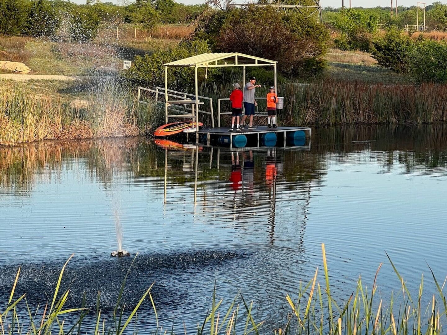 lake-godstone-family-fishing-docks-35